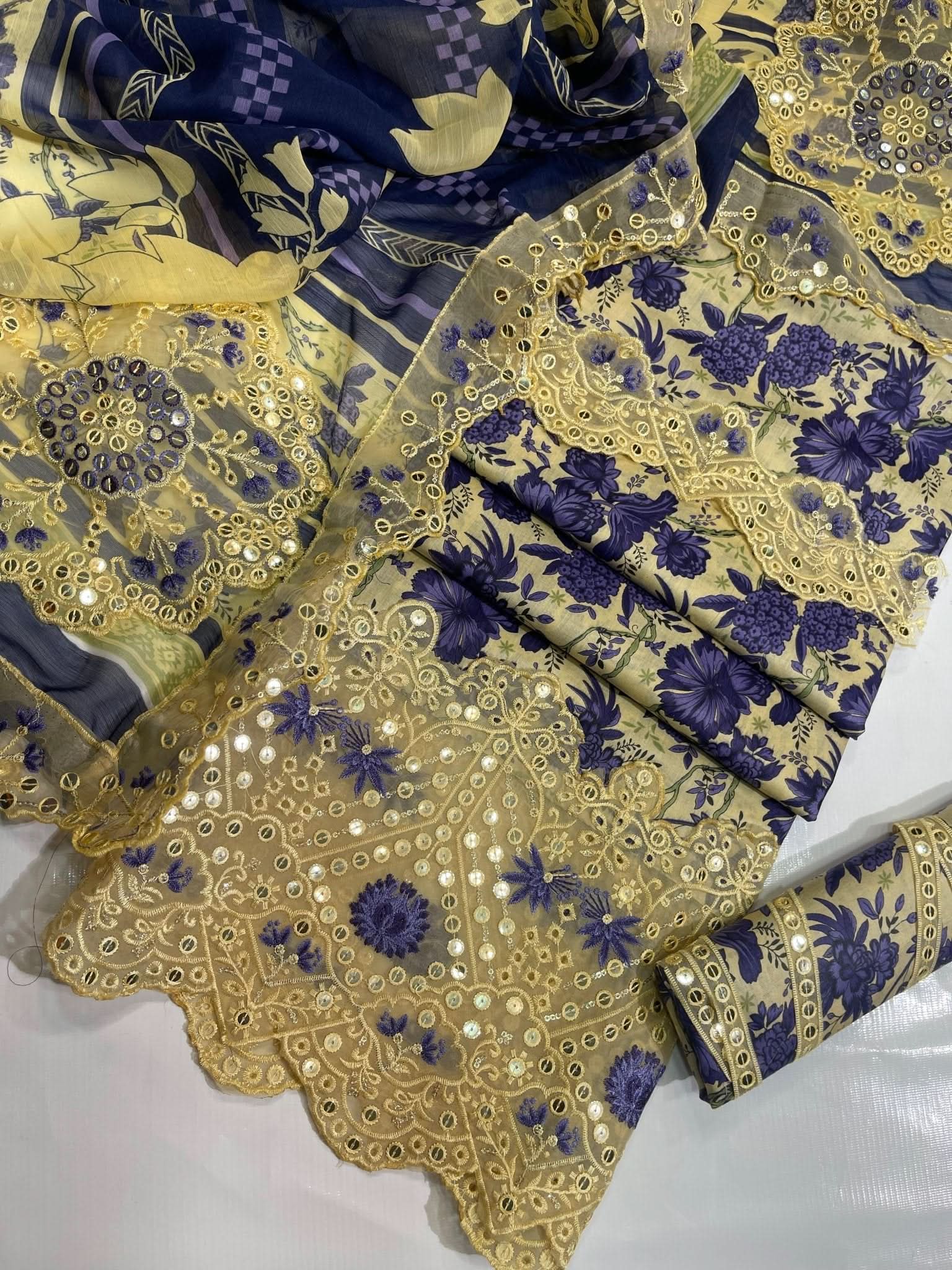 Tawakkal Printed Luxury Embroidery 3PC - Memon Clothes